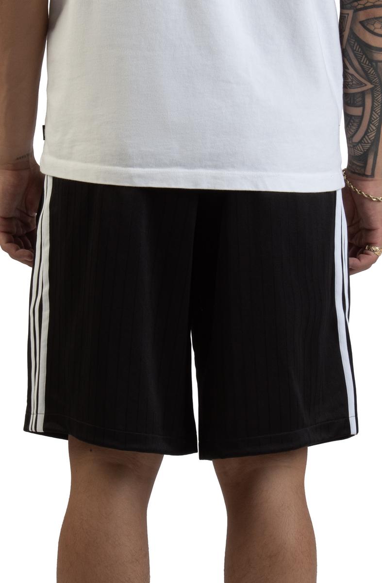 Classic Short  Image 3