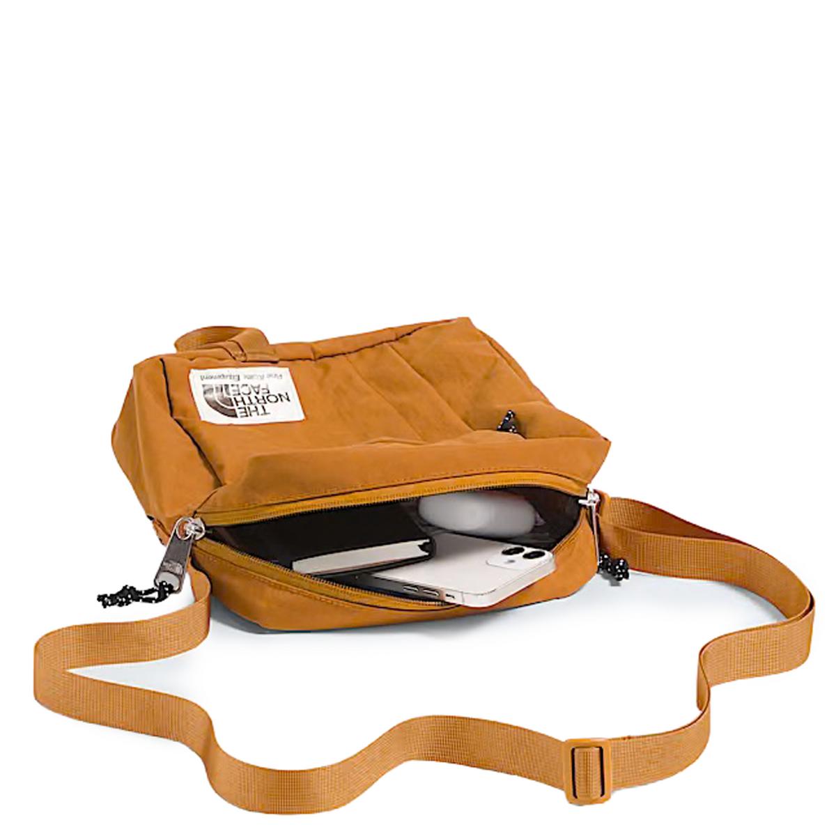 Berkeley Crossbody Image 3