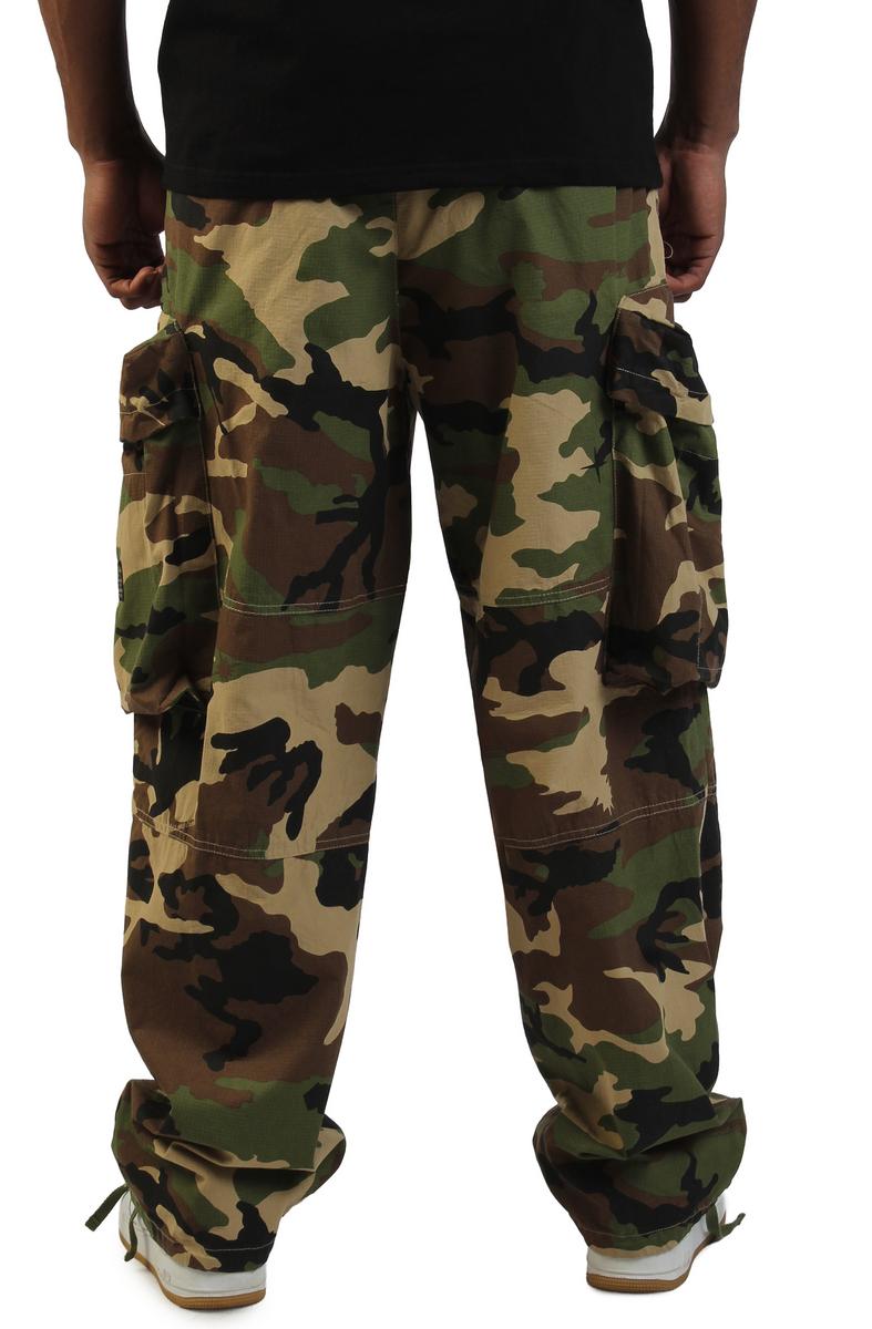 Star Camo Cargo Pants Loose Fit Image 3