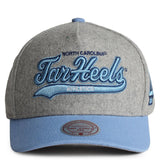 NCAA North Carolina Tar Heels Vintage Tailsweep Pro Pinch Snapback Hat Image 1